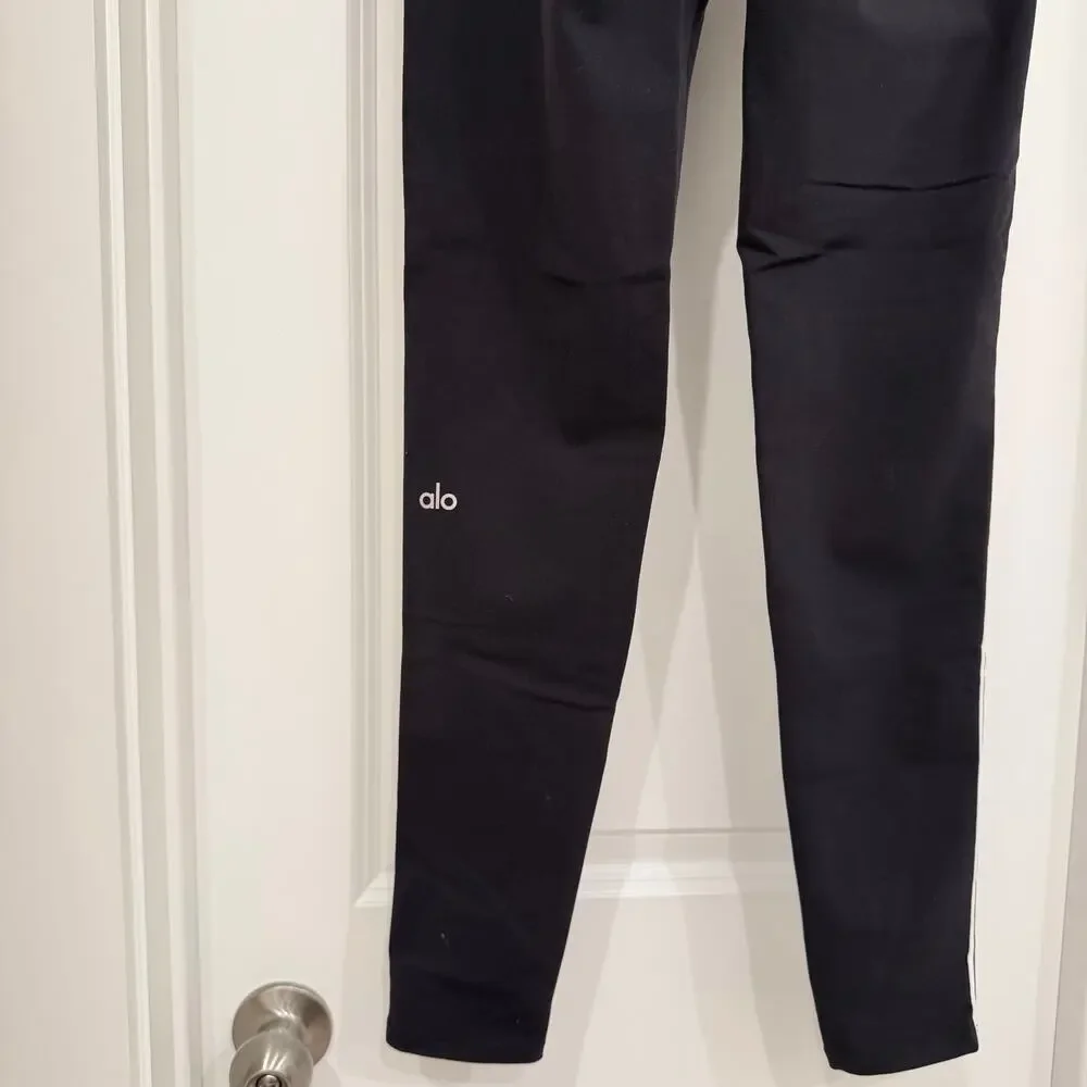 NEW Alo Yoga Airbrush High-Waist 7/8 Heart Throb Legging in Black/White Size M